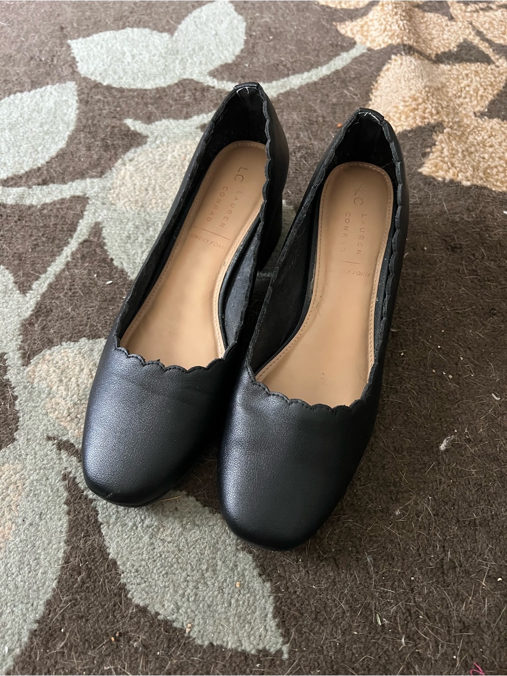 LC Lauren Conrad Black Scalloped Edge Ballet Flats 9.5